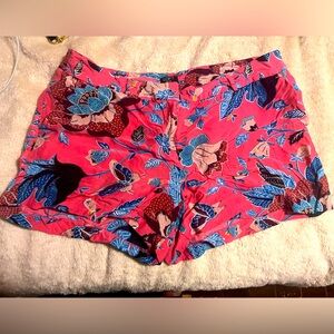 Loft Plus floral dressy shorts